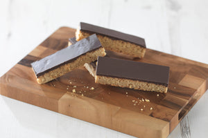 Chocolate Topped Flapjack Traybake - pack of 4